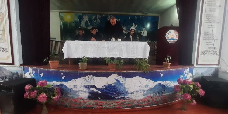 Вохӯрии судманд дар ҷамоати деҳоти Чортеппаи ноҳияи Рӯдакӣ