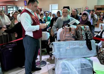 Вохӯрии навбатӣ дар фурудгоҳи байналмилалии шаҳри Душанбе