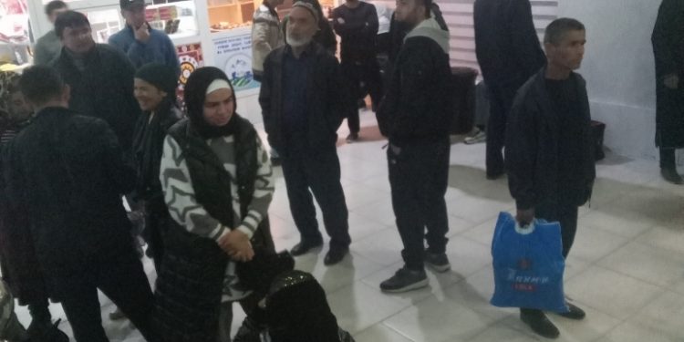 Информационно-просветительская работа в Международном аэропорту Куляба