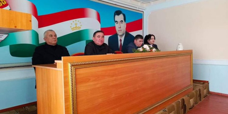 Чорабинии иттилоотӣ – маърифатӣ дар ҶамоатидеҳотиНавгилем