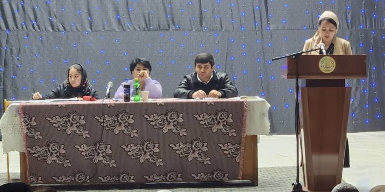 Вохӯрии судманд дар Ҷамоати деҳоти Патари шаҳри Конибодом