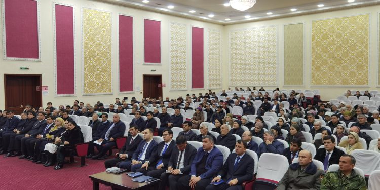 Мулоқот роҷеъ ба Паёми роҳбари давлат дар ноҳияи Варзоб