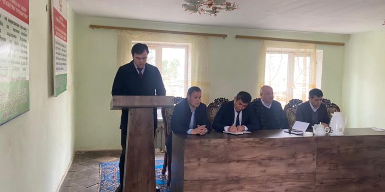 Вохӯрӣ бо сокинони Ҷамоати деҳоти Гулсара Юсуфоваи ноҳияи Ёвон