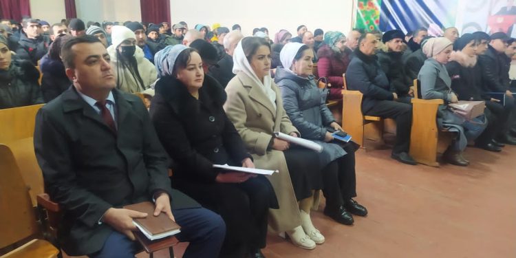 Мулоқоти судманд бо сокинони Ҷамоати деҳоти Бӯстони ноҳияи Файзобод