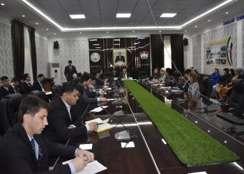 Хониши идоравӣ дар Хадамоти муҳоҷират