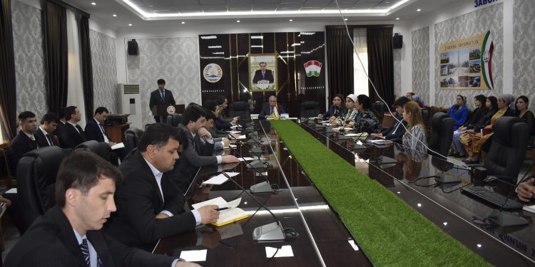 Хониши идоравӣ дар Хадамоти муҳоҷират