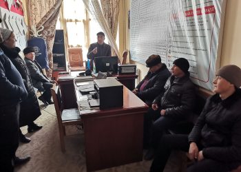 Вохӯрӣ бо муҳоҷирони меҳнатӣ, дохилӣ ва экологӣ дар ноҳияи Кӯҳистони Мастчоҳ