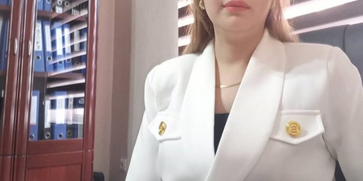 Зан – Модар офарандаи ҳаёт аст