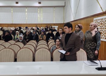 Вохӯрии судманд бо бонувони ҳунарманд ва оилаи муҳоҷирони меҳнатӣ дар ноҳияи Рӯдакӣ