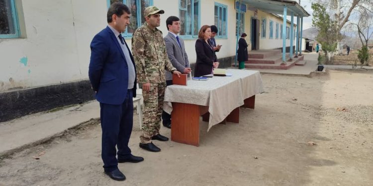 “Ин Ватани биҳиштосоро дӯст доред, онро чун амонати аҷдодамон бехиёнат ҳимоя кунед!”, – бардошт аз мулоқот бо аҳли Ҷамоати деҳоти Лоҳури ноҳияи Рӯдакӣ