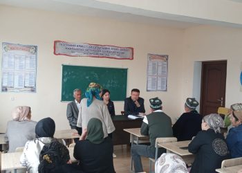 Мулоқоти судманд дар маҷлисгоҳи МТМУ №47-и маркази  шаҳри Панҷакент