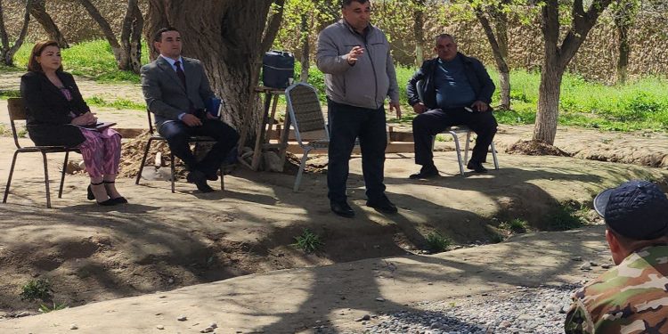 Дар ноҳияи Рӯдакӣ бо фаъолону собиқадорон ва ходимони дин мулоқот доир гардид