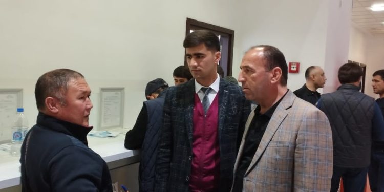 Мулоқоти судманд бо муҳоҷирони меҳнатӣ дар Фурудгоҳи Душанбе