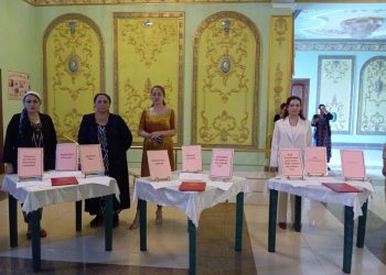 Баргузории ярмаркаи ҷойи кории холӣ ва вазифаҳои озод дар ноҳияи Ашт