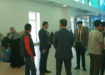 Вохӯрии навбатӣ бо муҳоҷирони меҳнатӣ дар Фурудгоҳи байналмилалии Душанбе