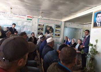 Мулоқоти судманд Ҷамоати деҳоти Қалъаи дашти ноҳияи Файзобод