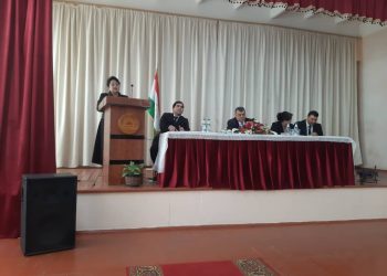 Чорабинии маърифатӣ дар маҳаллаи «Мевағул»-и шаҳри Хуҷанд