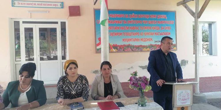 Корҳои фаҳмондадиҳӣ дар Ҷамоати деҳоти Чоркӯҳи шаҳри Исфара