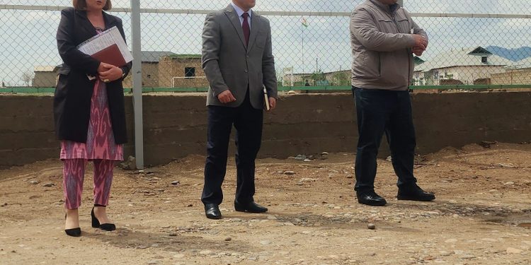 Вохӯрии судманд бо сокинони ноҳияи Рӯдакӣ