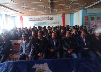 Вохӯрии навбатӣ бо сокинони Ҷамоати деҳоти Ваҳдати ноҳияи Деваштич