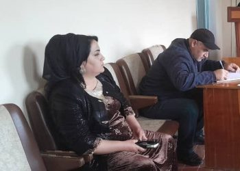 Гузаронидани корҳои фаҳмондадиҳӣ бо сокинони шаҳри Турсунзода