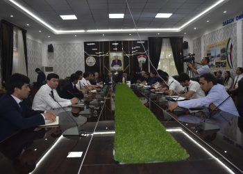 Ваҳдату якдилӣ моро шиори зиндагист!