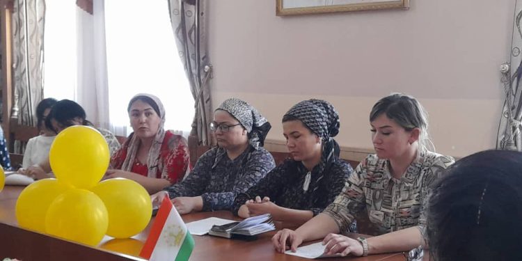 Чорабинии судманд дар МДТ “Коллеҷи технологии ба номи А. Қаҳҳоров”- и шаҳри Конибодом