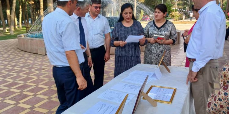 Ярмаркаи ҷойҳои кории холӣ ва вазифаҳои озод дар шаҳри Бустон