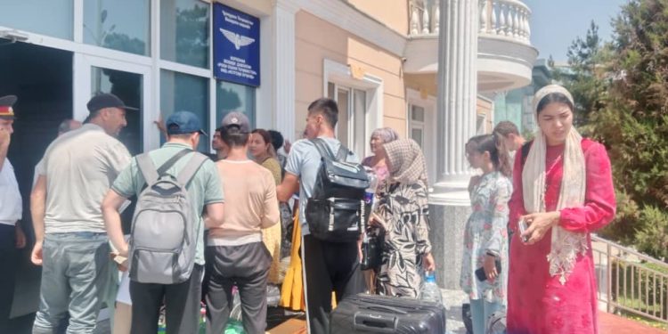 Корҳои фаҳмондадиҳӣ дар фурудгоҳҳо ва истгоҳи роҳи оҳан