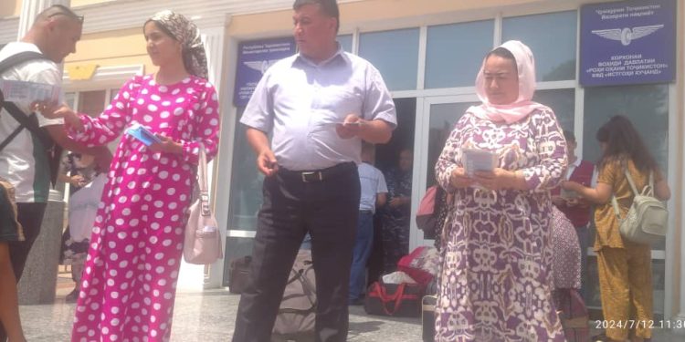 Корҳои фаҳмондадиҳӣ пеш аз сафар бо муҳоҷирон