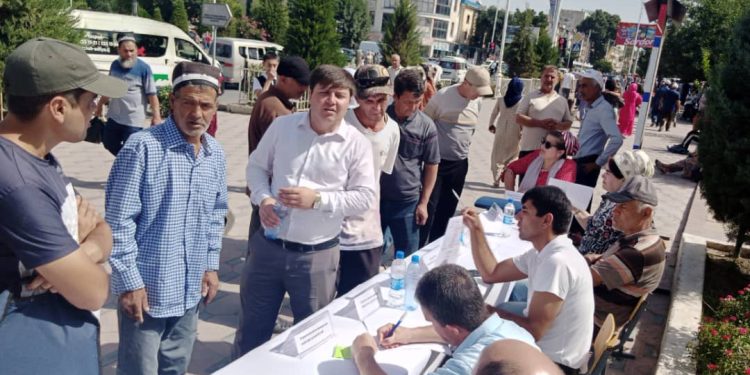 Баргузории ярмаркаи ҷойҳои кории холӣ ва вазифаҳоиозод дар шаҳри Кӯлоб