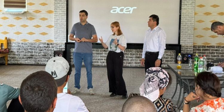 Корҳои иттилоотӣ – маърифатӣ – ҳуқуқӣ дар шаҳри Исфара