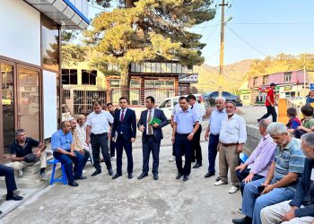 Баргузории вохӯрии гурӯҳи корӣ бо сокинони ноҳияи Исмоили Сомонӣ шаҳри Душанбе