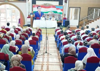 Вохӯрии навбатӣ дар шаҳри Исфара