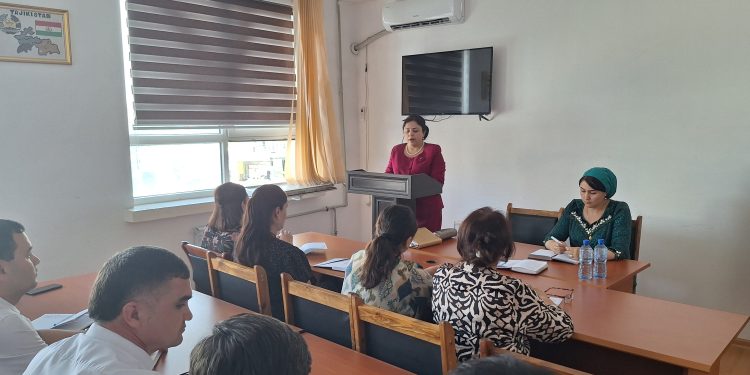 Нақши зан дар пешрафти ҳаёти сиёсии ҷомеа