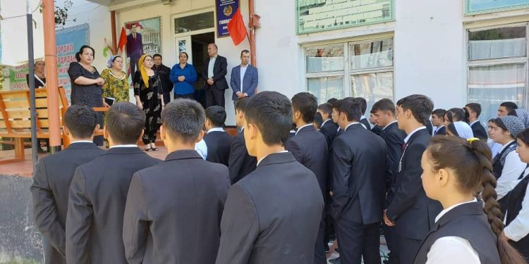 Чорабиниҳои иттилоотӣ-маърифатӣ дар ноҳияи Спитамен