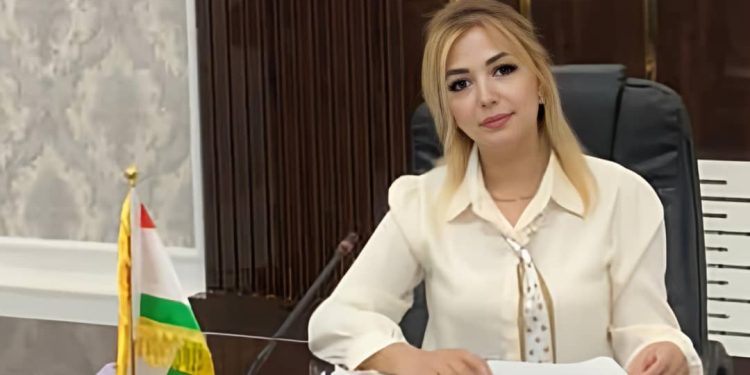 Забон хишти аввалини кохи миллат аст