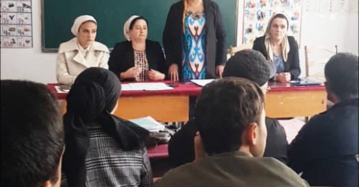 Суҳбату вохӯриҳо дар ноҳияи Файзобод