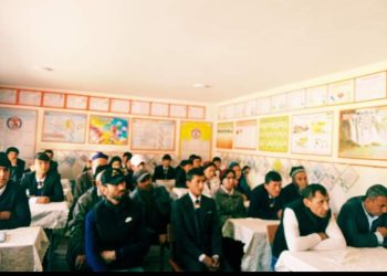 Вохӯриву суҳбатҳо бо муҳоҷирони ба ватан баргашта  дар ноҳияи Файзобод