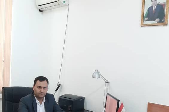 Аз ҷаҳолат оламе вайрон шавад