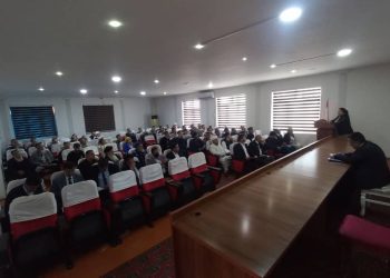 Вохӯрии судманд бо фаъолони ноҳияи Восеъ