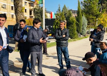 Вохӯрии судманд бо сокинони ноҳияи Шоҳмансури пойтахт