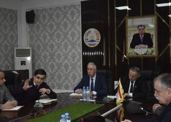 Мулоқот бо намояндагони Вазорати рушди идорӣ, меҳнат ва умури иҷтимоии Давлати Қатар