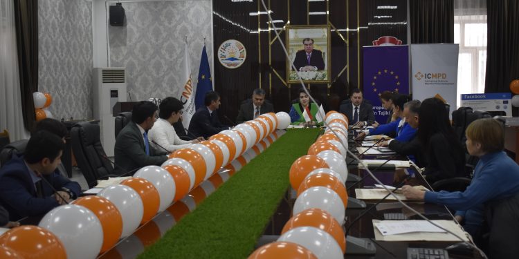 Церемония вручения премий «Миграция и СМИ 2024», приуроченная к Международному дню мигранта