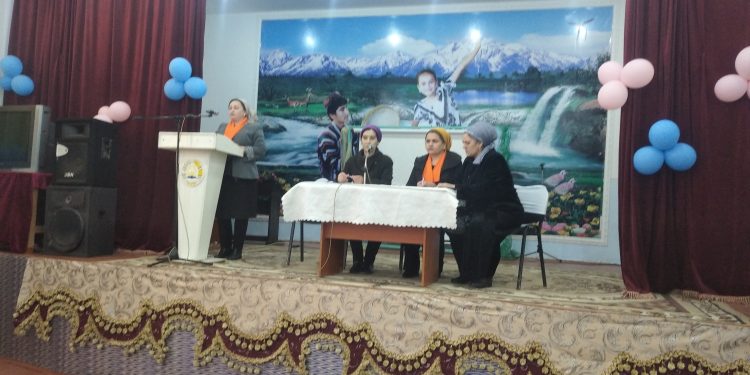 Вохӯрии судманд дар ноҳияи Файзобод