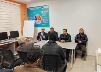 Вохӯрии судманд бо сокинони ноҳияи Ванҷ