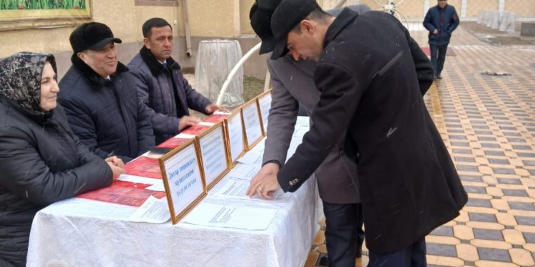 Ярмаркаи ҷойҳои холии корӣ дар ноҳияи Айнӣ