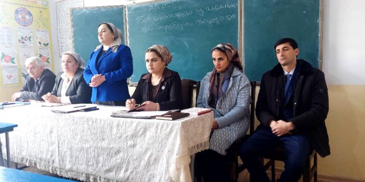 Суҳбату вохӯриҳо дар ноҳияи Файзобод