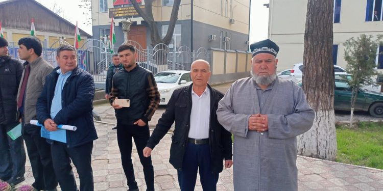 Мулоқоту вохӯрии судманд бо сокинони Ҷамоати деҳоти Яккатут ва ҷамоати шаҳраки ноҳияи Абдураҳмони Ҷомӣ