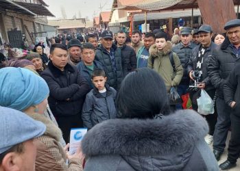 Мулоқоти судманд бо сокинони Ҷамоати деҳоти Ориёни ноҳияи Ашт